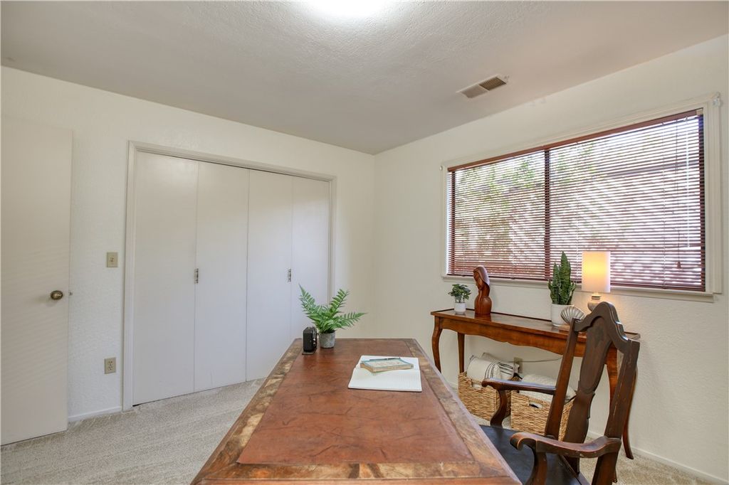 listing image 130721884713774355414