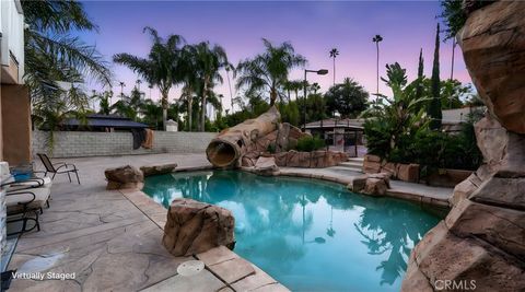 922 Armata Dr Corona CA 92881