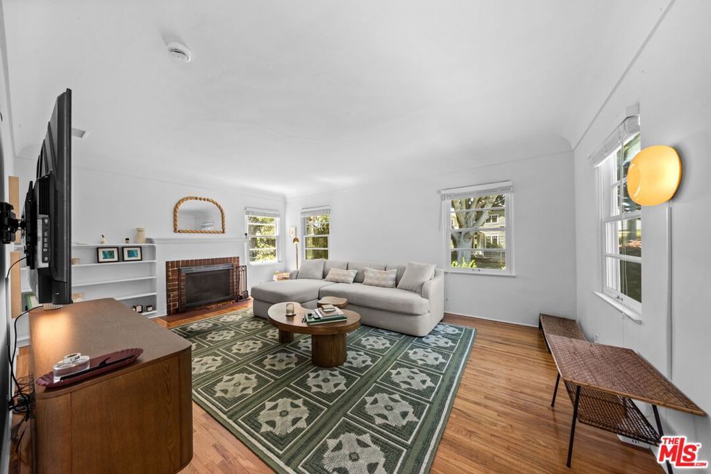 Photo of 1340 Grant Street, Santa Monica, CA 90405 (MLS # 26690109)