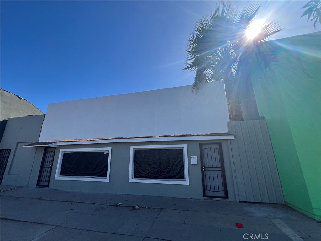 5725 Lankershim