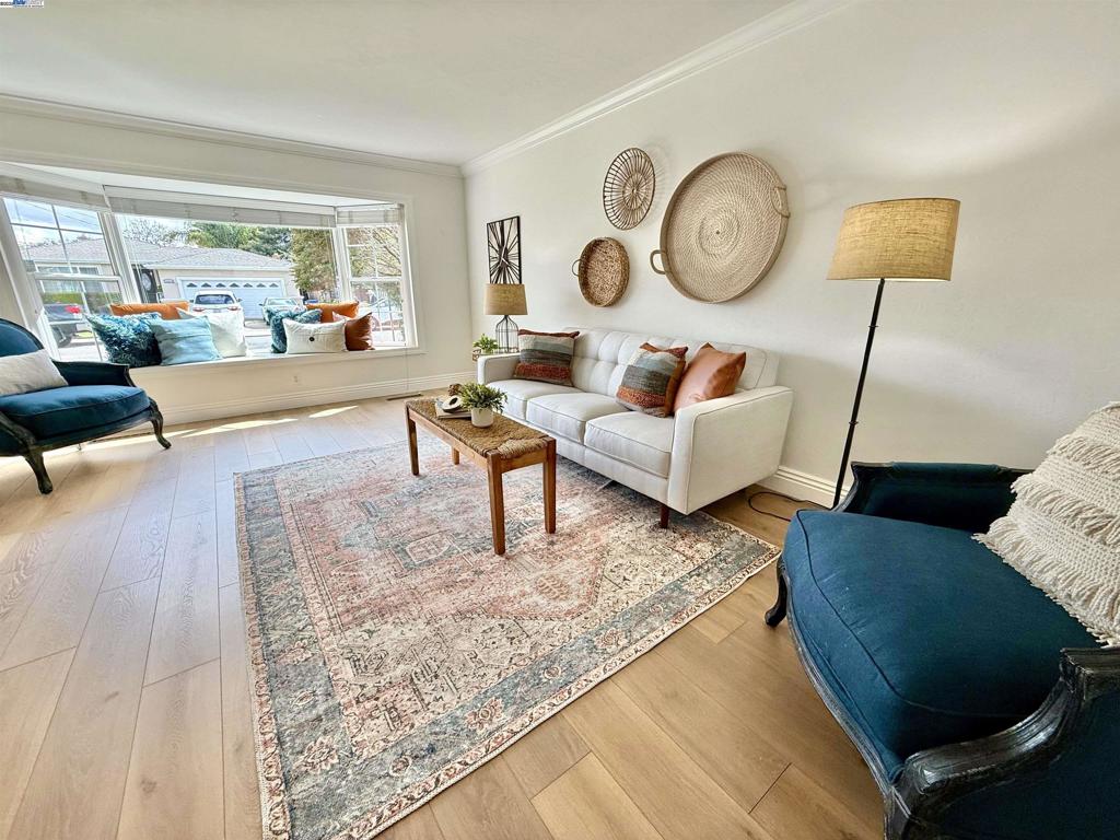 CASTRO VALLEY - Residential