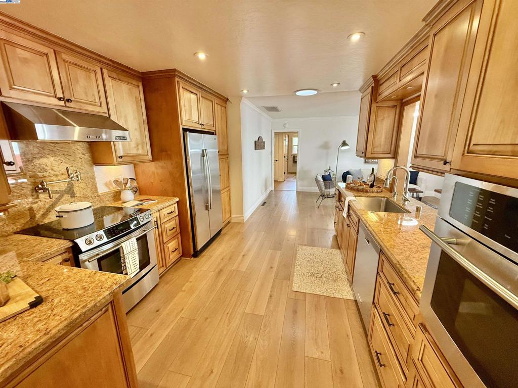 CASTRO VALLEY - Residential