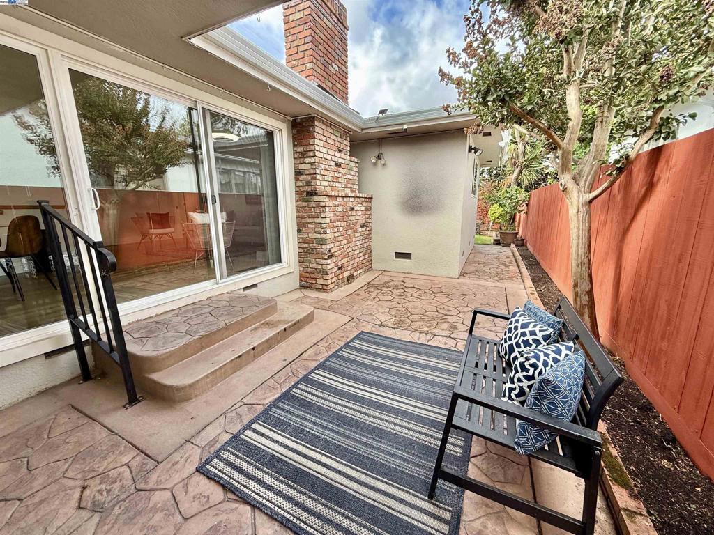 CASTRO VALLEY - Residential