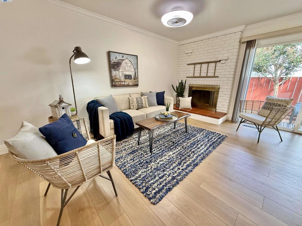 CASTRO VALLEY - Residential