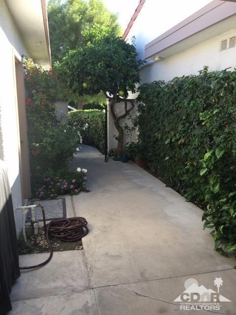 Rancho Las Palmas C. - Residential Lease