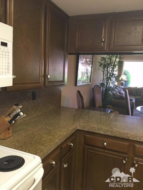 Rancho Las Palmas C. - Residential Lease