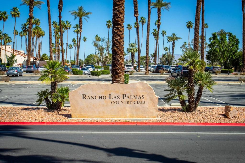 Rancho Las Palmas C. - Residential Lease