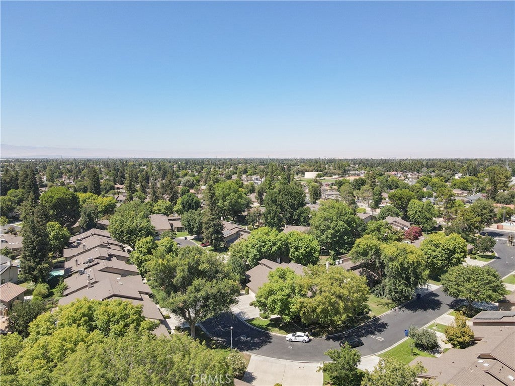 2200 El Portal Drive 9