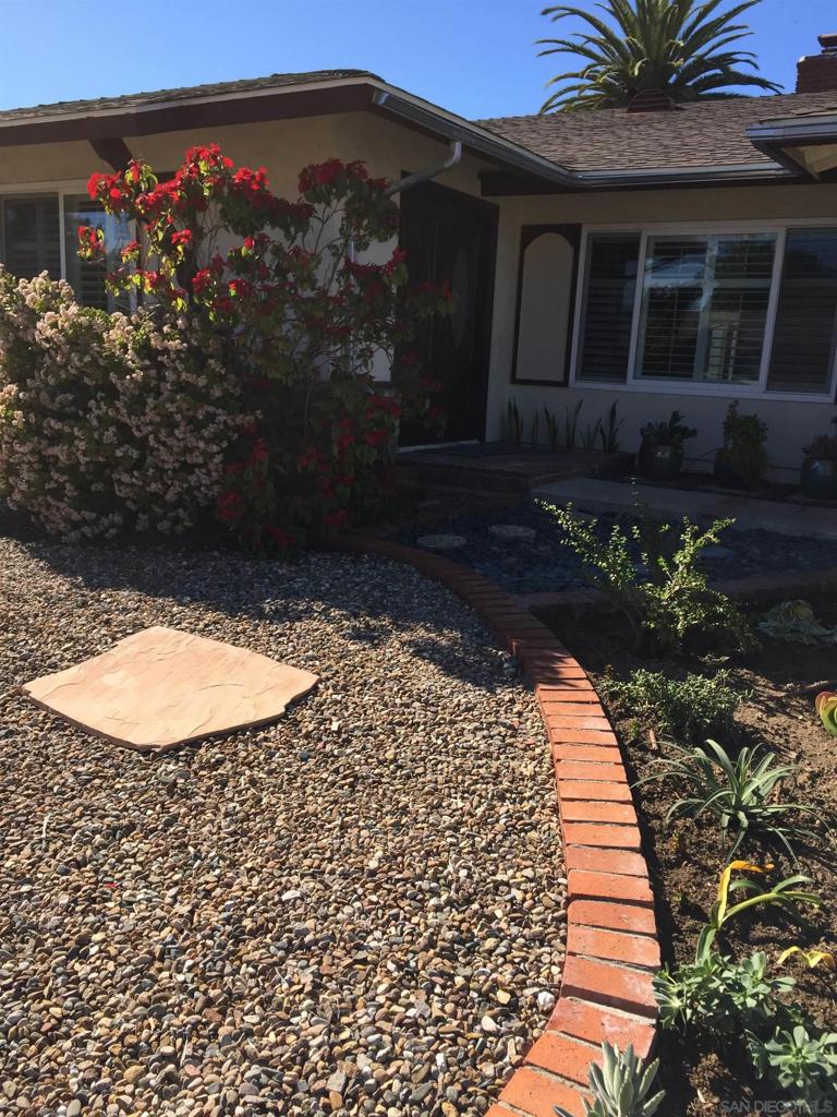 6370 Casselberry Way Way, San Diego CA 92119