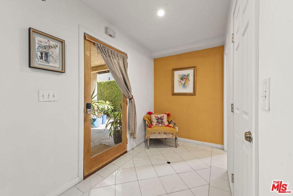 Photo of 1508 Harvard Street #B, Santa Monica, CA 90404 (MLS # 25609795)