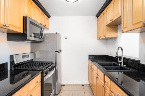 Photo of 930 E 1st Street #2, Long Beach, CA 90802 (MLS # PW26039943)