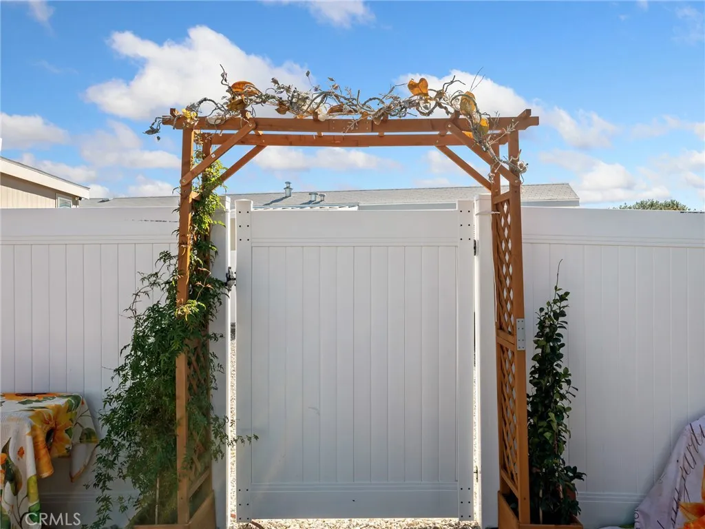 Victorville, California 92395, United States, 3 Bedrooms Bedrooms, ,2 BathroomsBathrooms,Residential,Active,249089