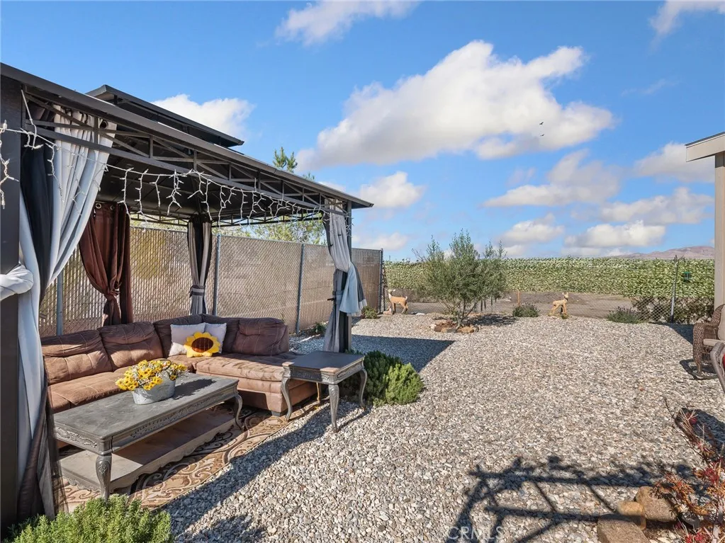 Victorville, California 92395, United States, 3 Bedrooms Bedrooms, ,2 BathroomsBathrooms,Residential,Active,249089