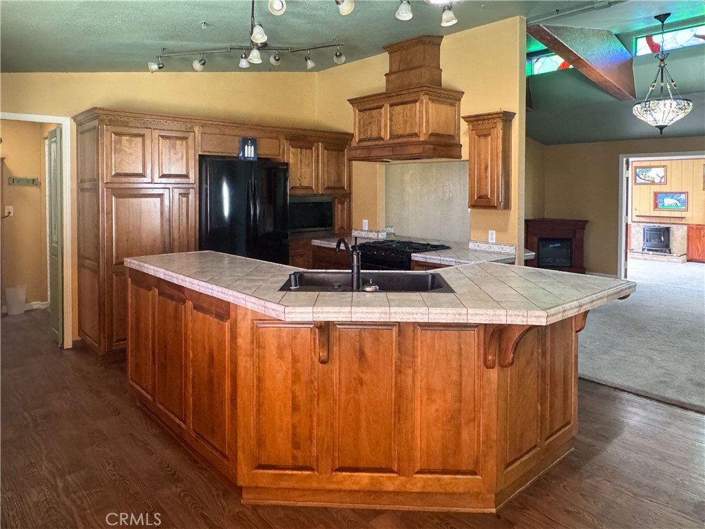 10961 Desert Lawn Drive 466