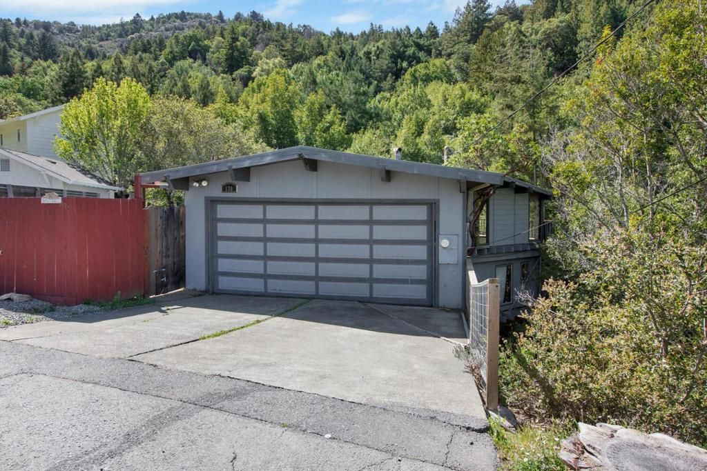 listing image 130723616387894141118