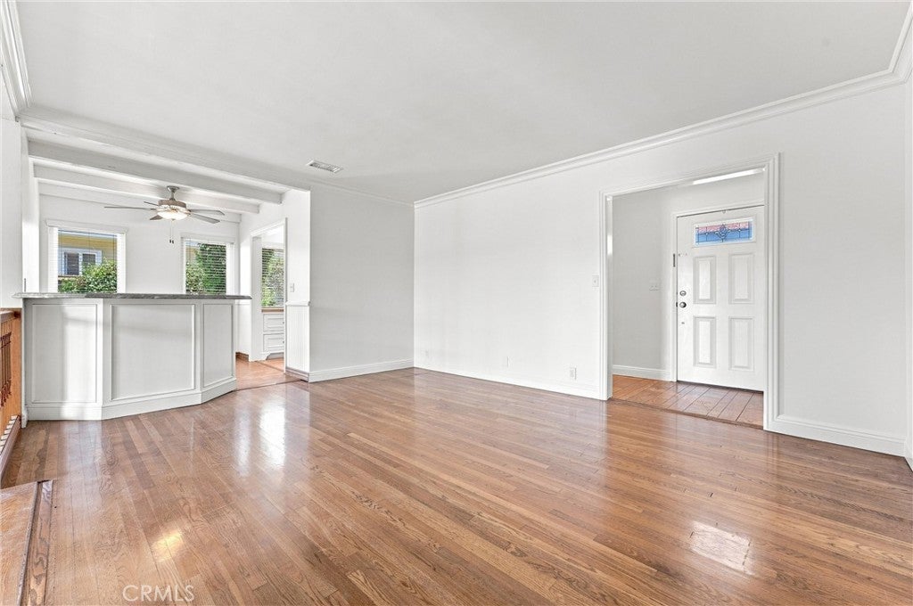 331 E Barkley