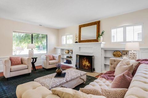 727729 Middlefield Road Palo Alto CA 94301