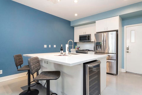 Tiny photo for 673 E Arenas Road, Palm Springs, CA 92262 (MLS # 219155147PS)