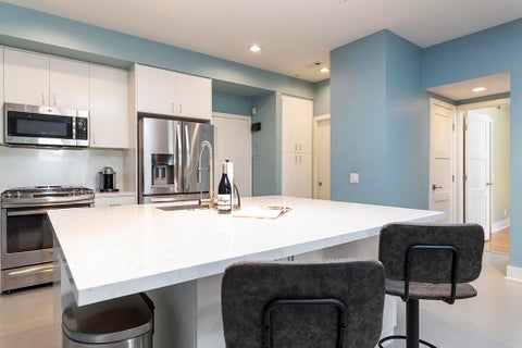 Tiny photo for 673 E Arenas Road, Palm Springs, CA 92262 (MLS # 219155147PS)