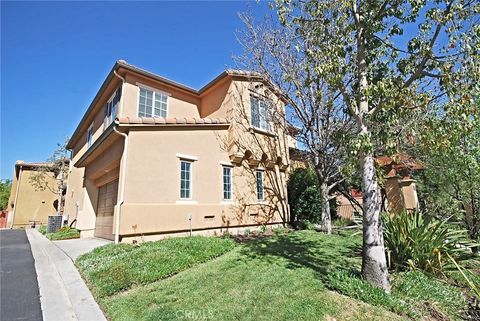 Photo of 25381 Playa Serena, Valencia, CA 91381 (MLS # SR26061942)