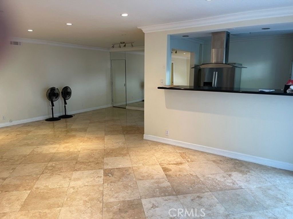 Photo of 11370 W Sunset Boulevard #B, Los Angeles, CA 90049 (MLS # SR25191962)