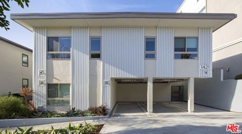 Photo of 1421 Barry Avenue, Los Angeles, CA 90025 (MLS # 26656275)