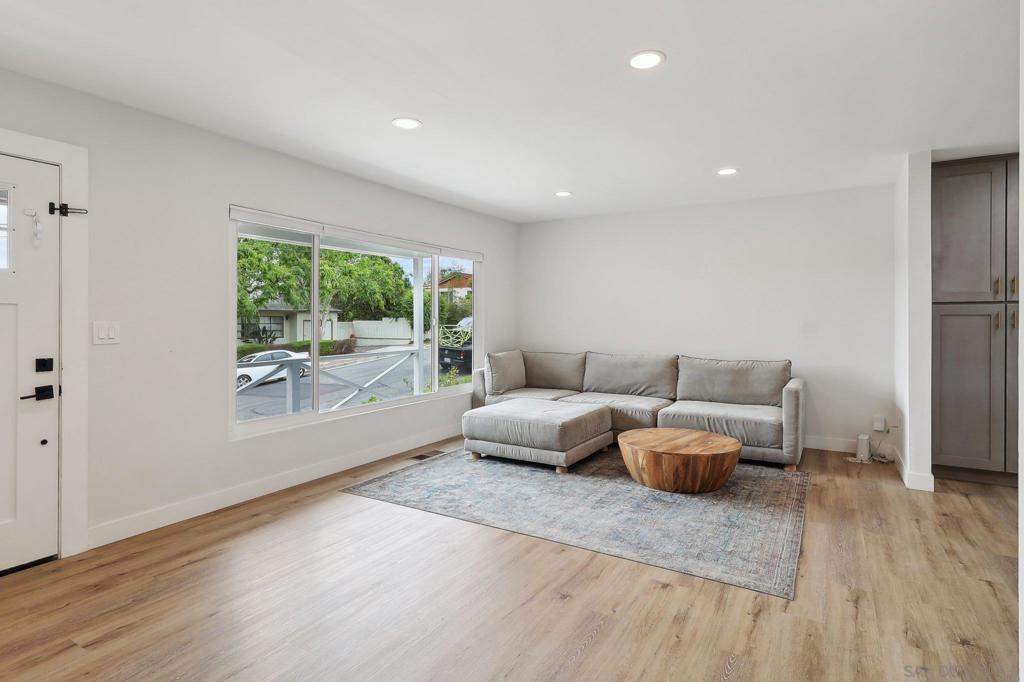 7371 Santa Maria Drive