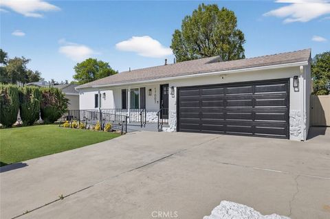 17007 Bassett Street Van Nuys CA 91406