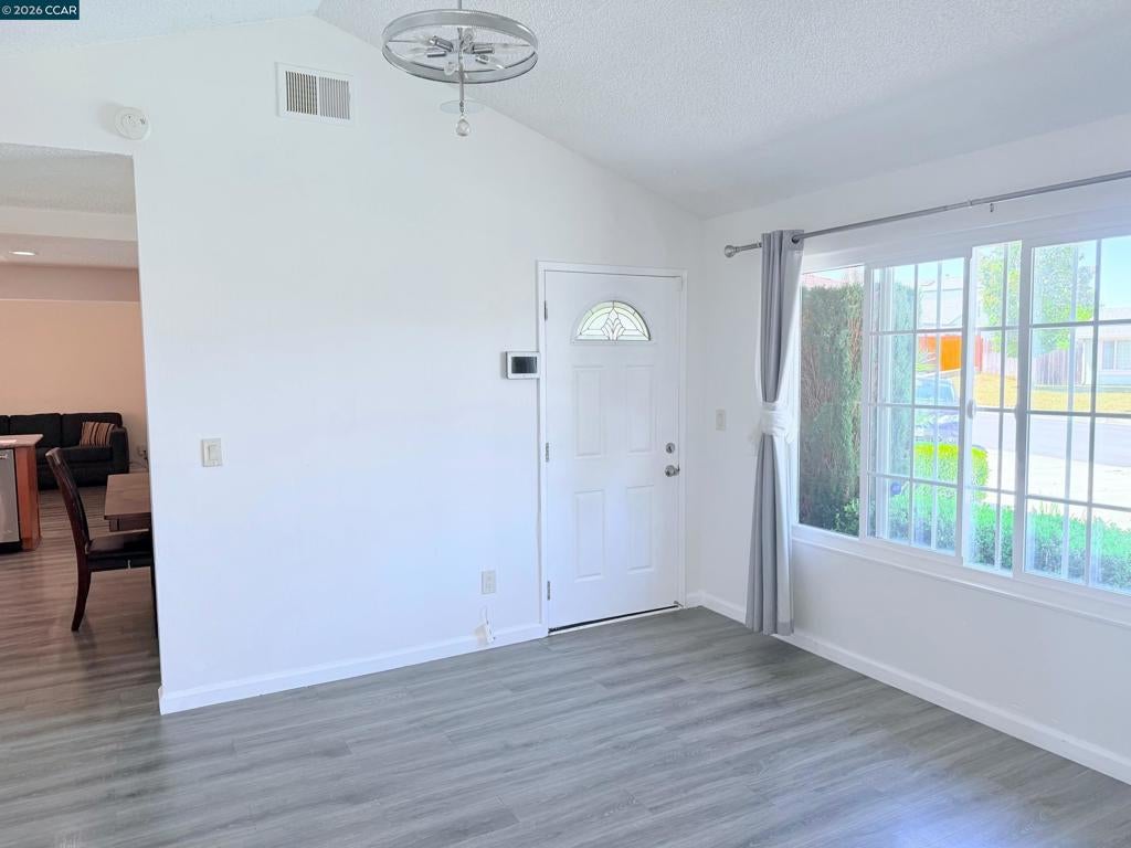 1131 Langlie Ct