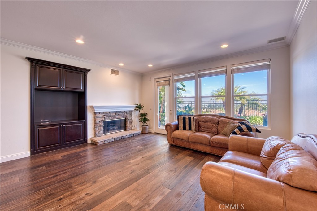 Tesoro Crest (TECT) - Residential Lease