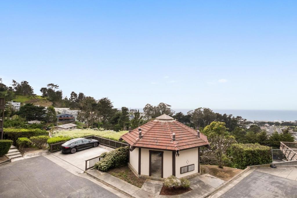 504 Monterey Road 14  L, Pacifica CA 94044