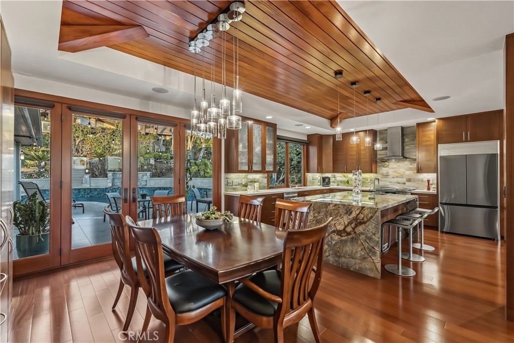 Palos Verdes Estates, California, 90274, United States, 4 Bedrooms Bedrooms, ,4 BathroomsBathrooms,Residential,Active,2041590