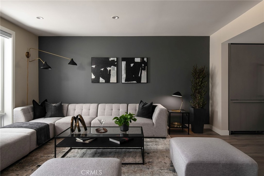 380 Cordova Street 517