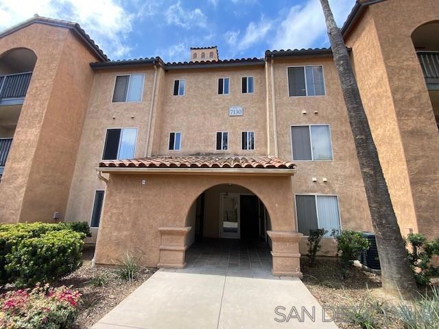 Beautiful 2Bd/2Ba top-floor corner unit condo with open canyon views in UTC available for rent!   Great location in the sought-after Lucera community, with swimming pool, tennis court, gym and spa.   Equipment: Central A/C, washer, dryer, garage door opener, range/oven, fridge, dishwasher, microwave.   Detached garage for 1 car plus additional parking and private balcony with amazing views.  Near shopping centers, La Jolla, restaurants, UCSD, beaches and much more. Easy freeway access.   7130 Shoreline Dr Unit 1314 San Diego, CA 92122 Rent: $2,799.00/Mo.  2Bd/2Ba 848 Sq. Ft. Year Built: 1988 Community: 92122 - University City  Lucera complex features: Swimming pool, spa, tennis court, basketball court, hiking trails and more!   Available to move in: December 01, 2025.  HOA fee and water included in rent. Tenant pays for SDG&E, Internet, Cable, Phone. Beautiful 2Bd/2Ba top-floor corner unit condo with open canyon views in UTC available for rent!   Great location in the sought-after Lucera community, with swimming pool, tennis court, gym and spa.   Equipment: Central A/C, washer, dryer, garage door opener, range/oven, fridge, dishwasher, microwave.   Detached garage for 1 car plus additional parking and private balcony with amazing views.  Near shopping centers, La Jolla, restaurants, UCSD, beaches and much more. Easy freeway access.   7130 Shoreline Dr Unit 1314 San Diego, CA 92122 Rent: $2,799.00/Mo.  2Bd/2Ba 848 Sq. Ft. Year Built: 1988 Community: 92122 - University City  Lucera complex features: Swimming pool, spa, tennis court, basketball court, hiking trails and more!   Available to move in: December 01, 2025.  HOA fee and water included in rent. Tenant pays for SDG&E, Internet, Cable, Phone.