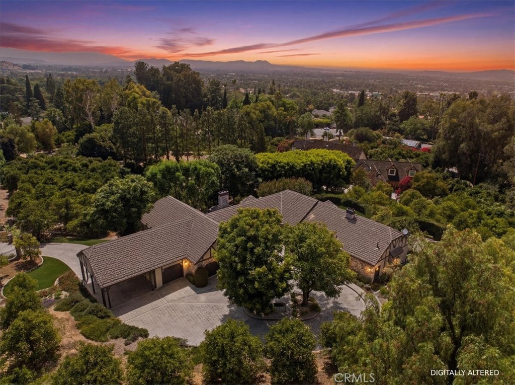 2445 Rolling Ridge Road