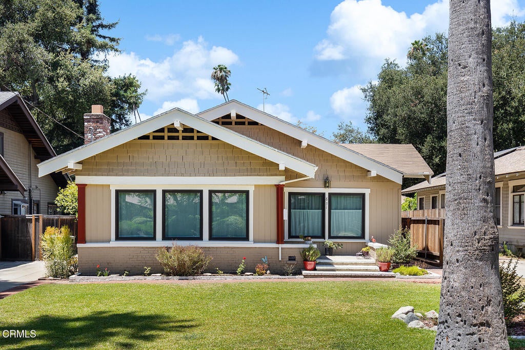 851 N Michigan Avenue, Pasadena CA 91104