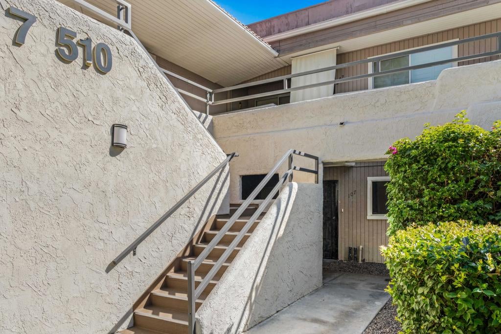 510 N Villa Court 107