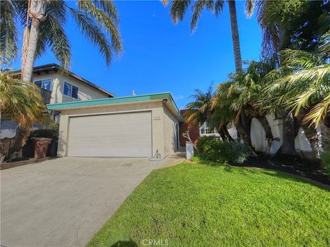 Photo of 139 W Mariposa, San Clemente, CA 92672 (MLS # OC26033404)