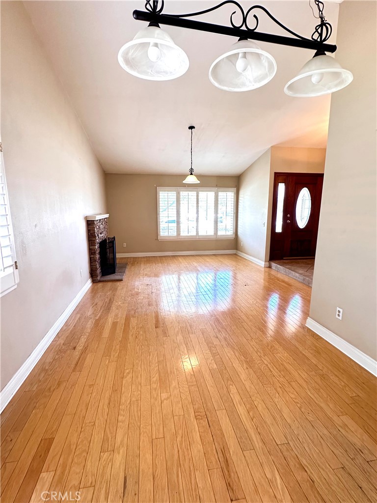 1205 Armando