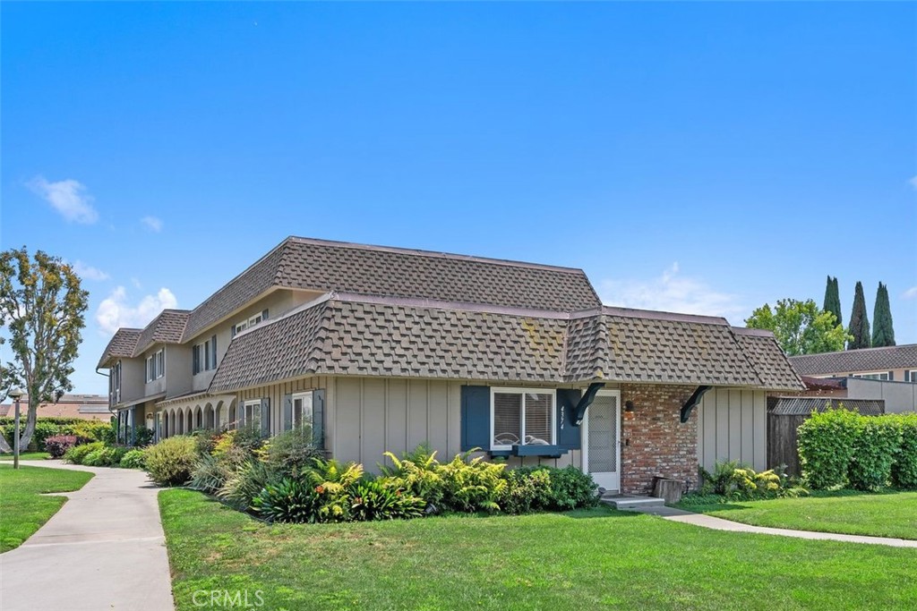 4374 Dina Court