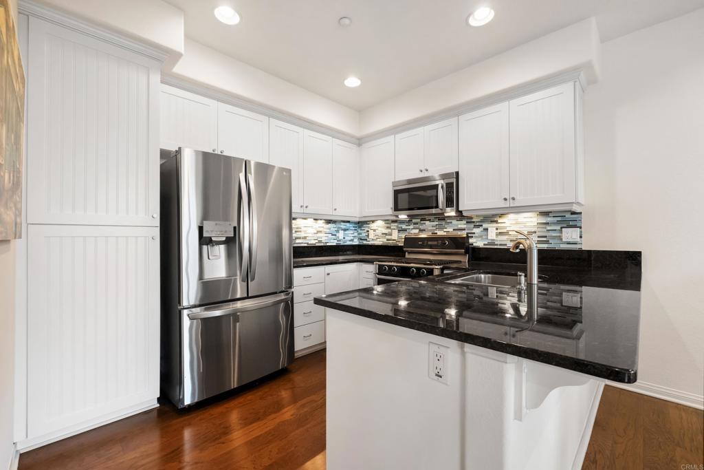 780 Harbor Cliff Way 169