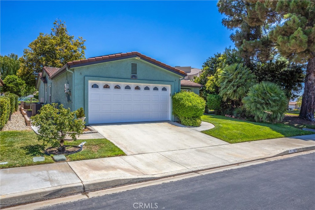 Welcome to Highland Springs Country Club, an active lifestyle 55+ gated and golf community nestled at the foothills of San Bernardino Mountains in the City of Cherry Valley. This Beautiful Manufactured Home is 433 Certified, meaning you own your own land. You never have to pay space rent ever again. Resident shows Pride of Ownership. Offers 2 bedroom, 2 baths, office/den and 1,708 square feet providing ample space for relaxation and entertainment. Kitchen has Mannington linoleum flooring, granite countertop, lots of cupboard space, full lazy Susan and pull-out drawers. Laminate flooring in dining room, and bathrooms, carpet flooring in bedrooms. Guess hallway bathrooms vanity offers granite countertop with top mounted sink. Back yard porch has alumna-wood patio cover with handicap ramp along with fantastic views of the mountains, golf course, golf course fountain and spectacular sunrises. This community offers multiple amenities; 13-hole executive SCGA rated golf course, tennis courts, pickle ball courts, open billiard room, gym/exercise room, large club house, heated swimming saltwater pool and spa/hot tub, nine (9) fun social committees you may want to participate in. Other fun activities are morning senior pool exercises, afternoon Yoga, line dancing lessons, and much more. Community is located close to Freeways, Shopping, Morongo Casino, Medical Facilities and only 25 minutes from beautiful City of Palm Springs. THIS IS A MUST-SEE HOME. Hurry and don't let this beautiful home pass you by..........