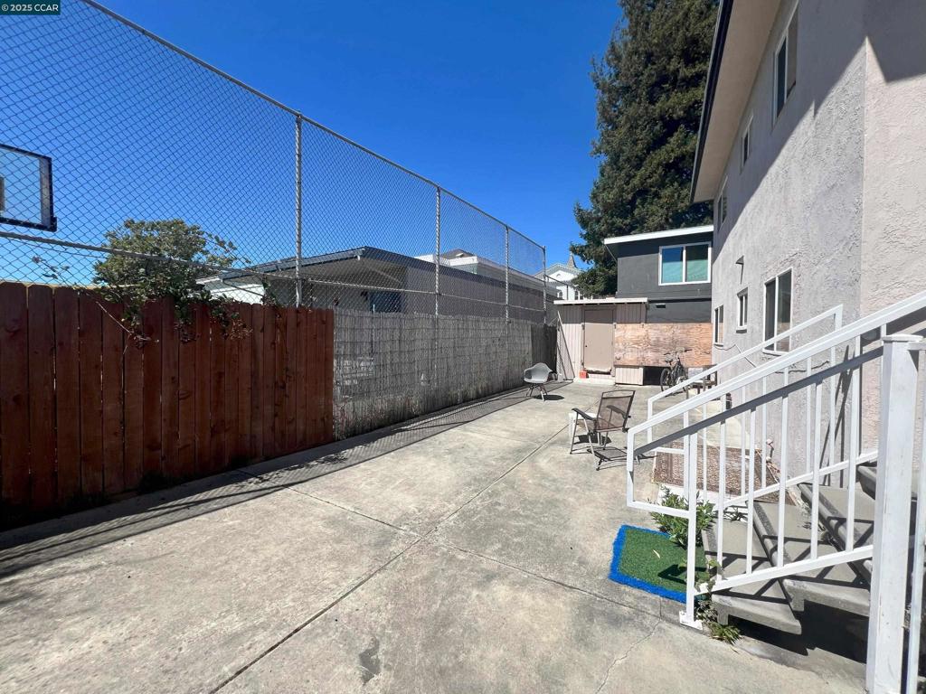 CENTRALBEY - Residential Lease