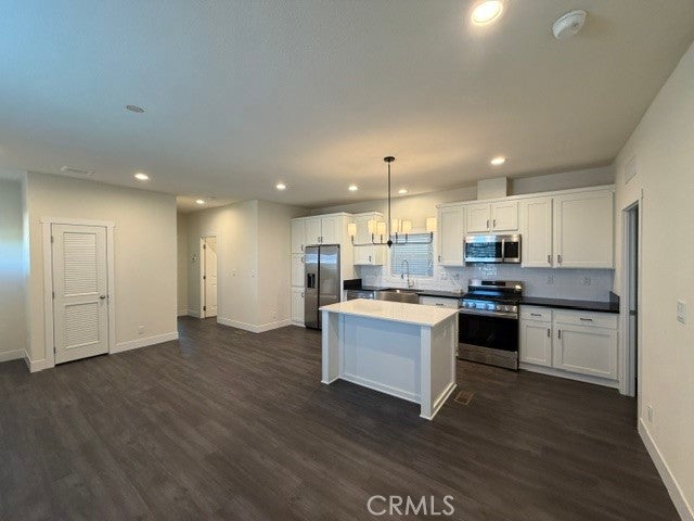 3444 Center Street 89