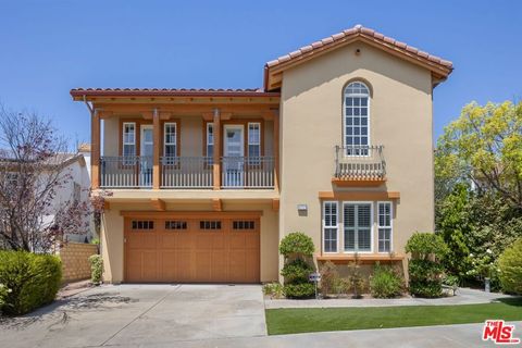 Photo of 4701 Luna Court, Calabasas, CA 91302 (MLS # 26834223)
