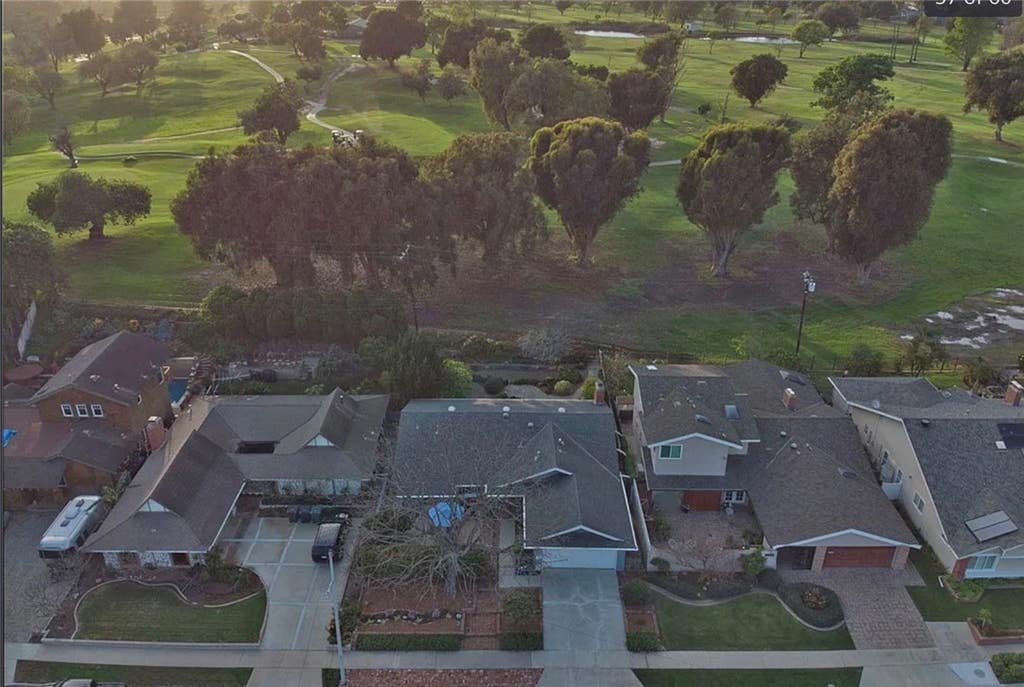 Photo of 16711 Greenview LN, Huntington Beach, CA 92649 (MLS # OC26168527)