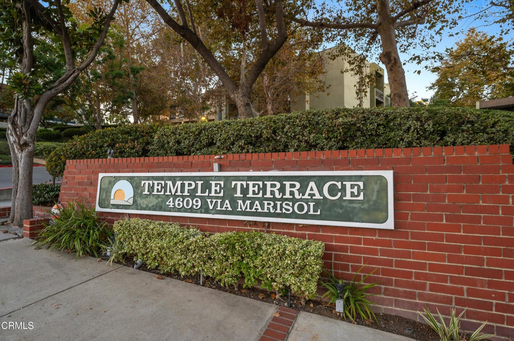 898 Temple Terrace 322