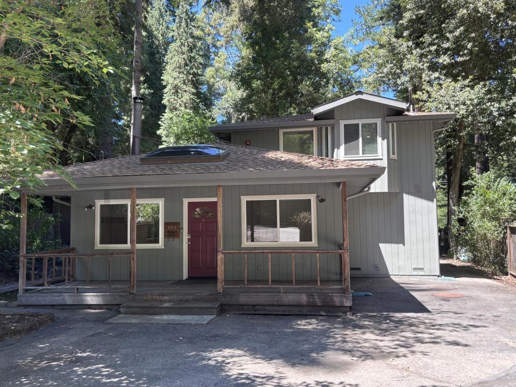 184 Acorn Drive