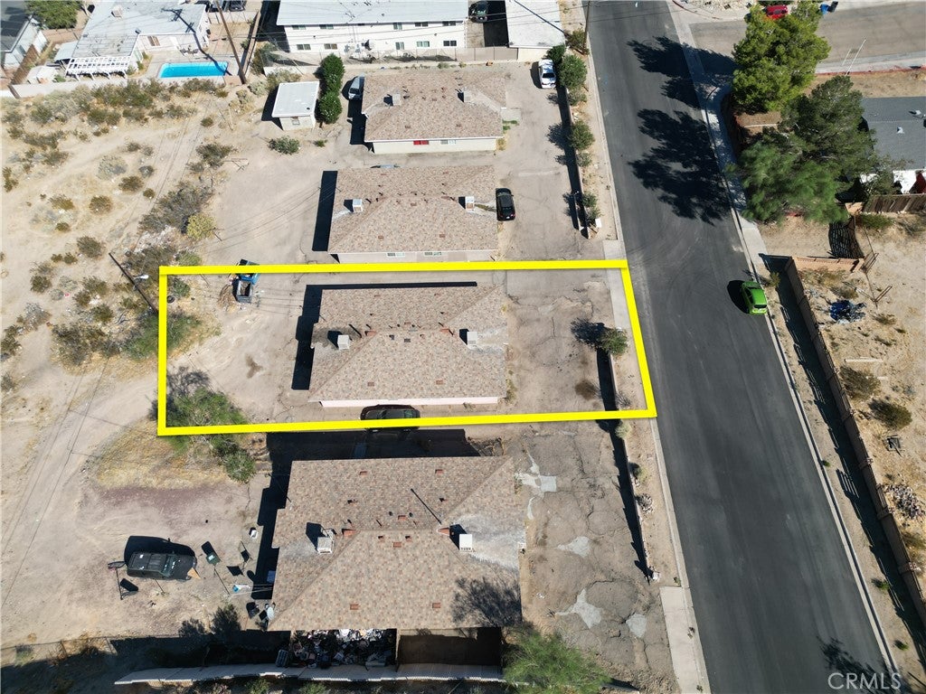 255 W Grace