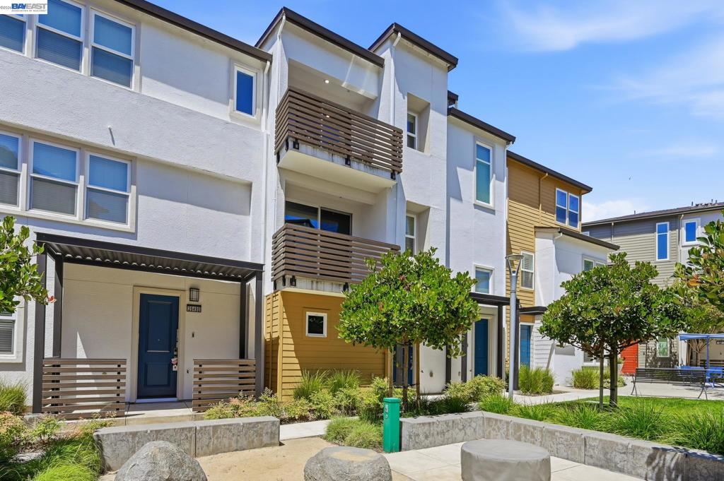 39482 Capstone Cmn CMN, Fremont CA 94539